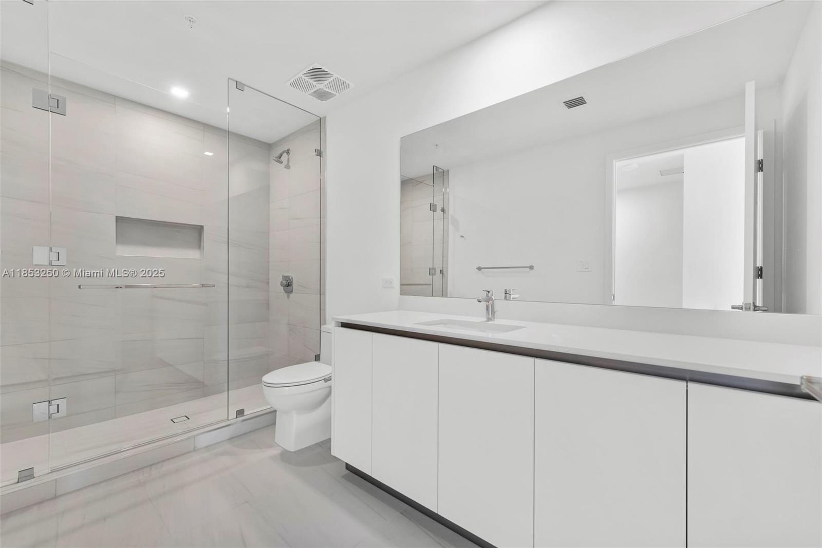 900 N Ocean Blvd # 1202