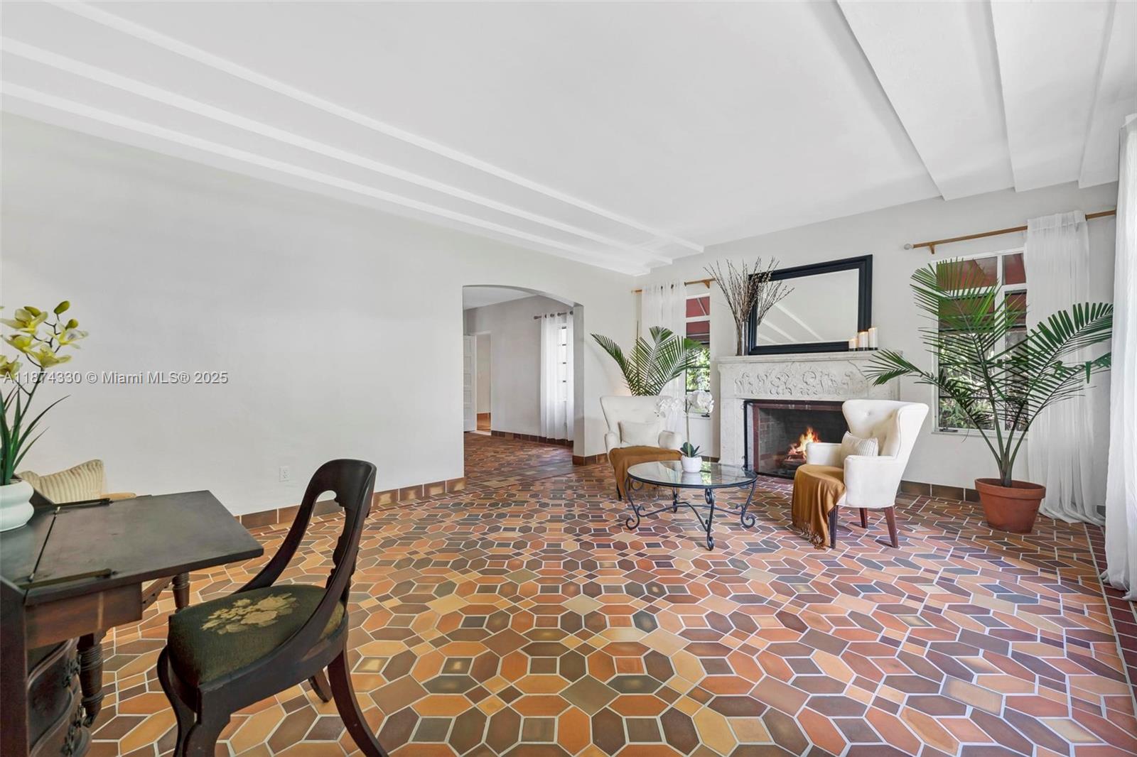 492 NE 55th St