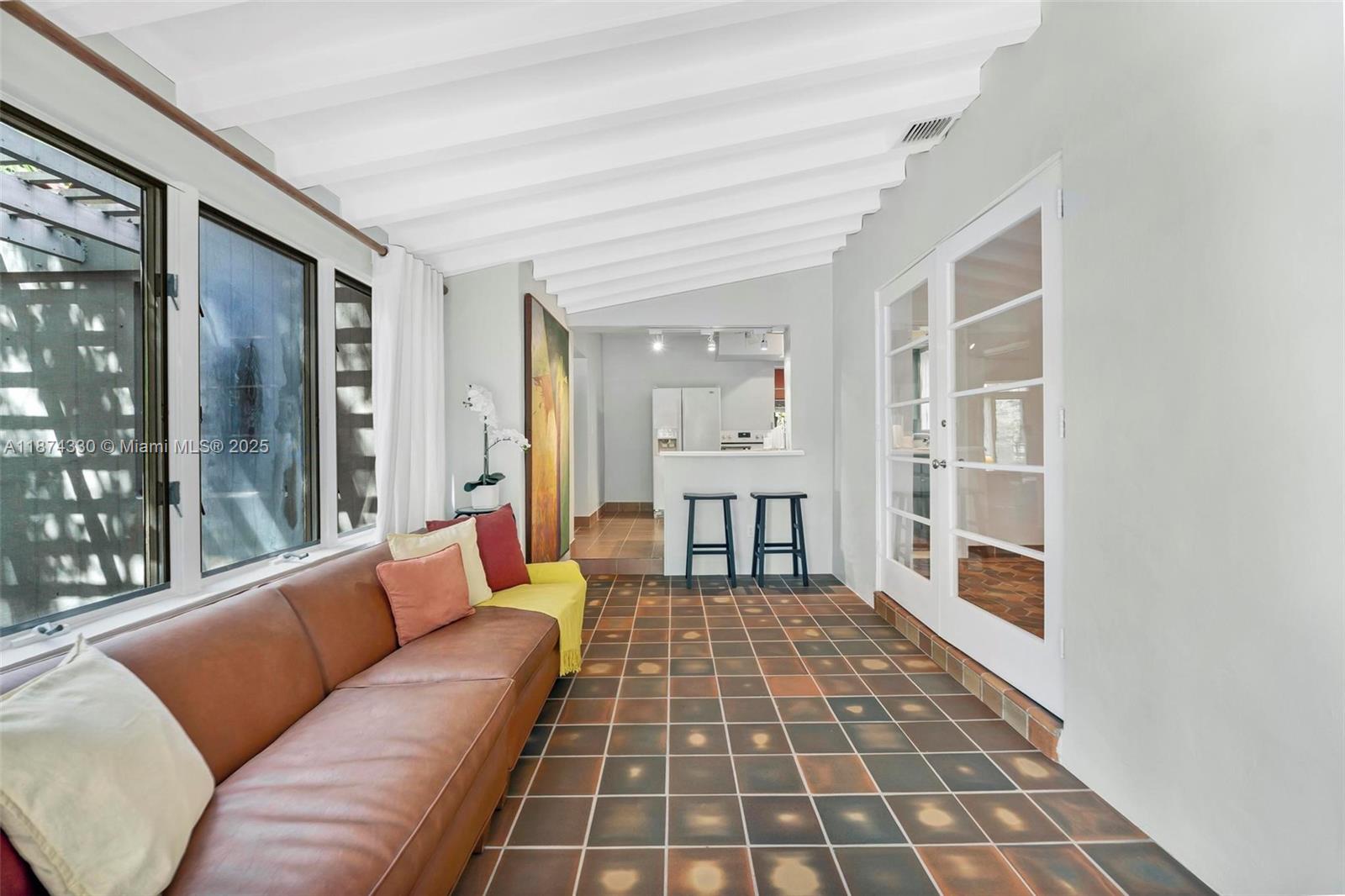 492 NE 55th St