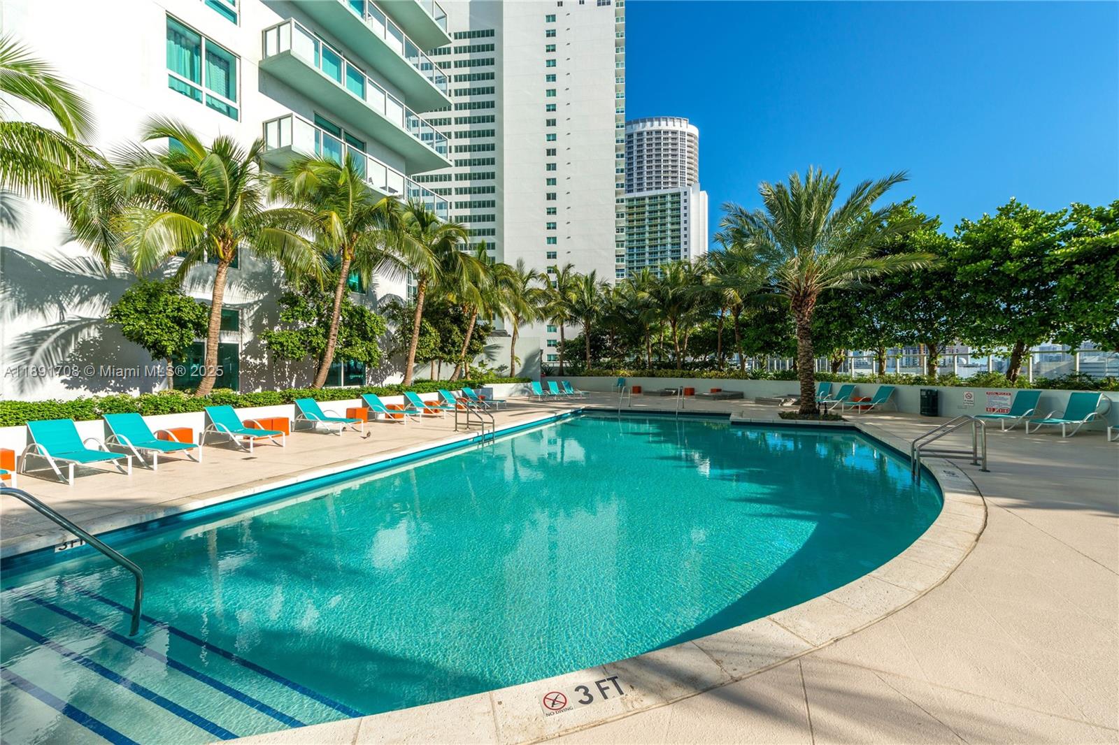 1900 N Bayshore Dr # 2216