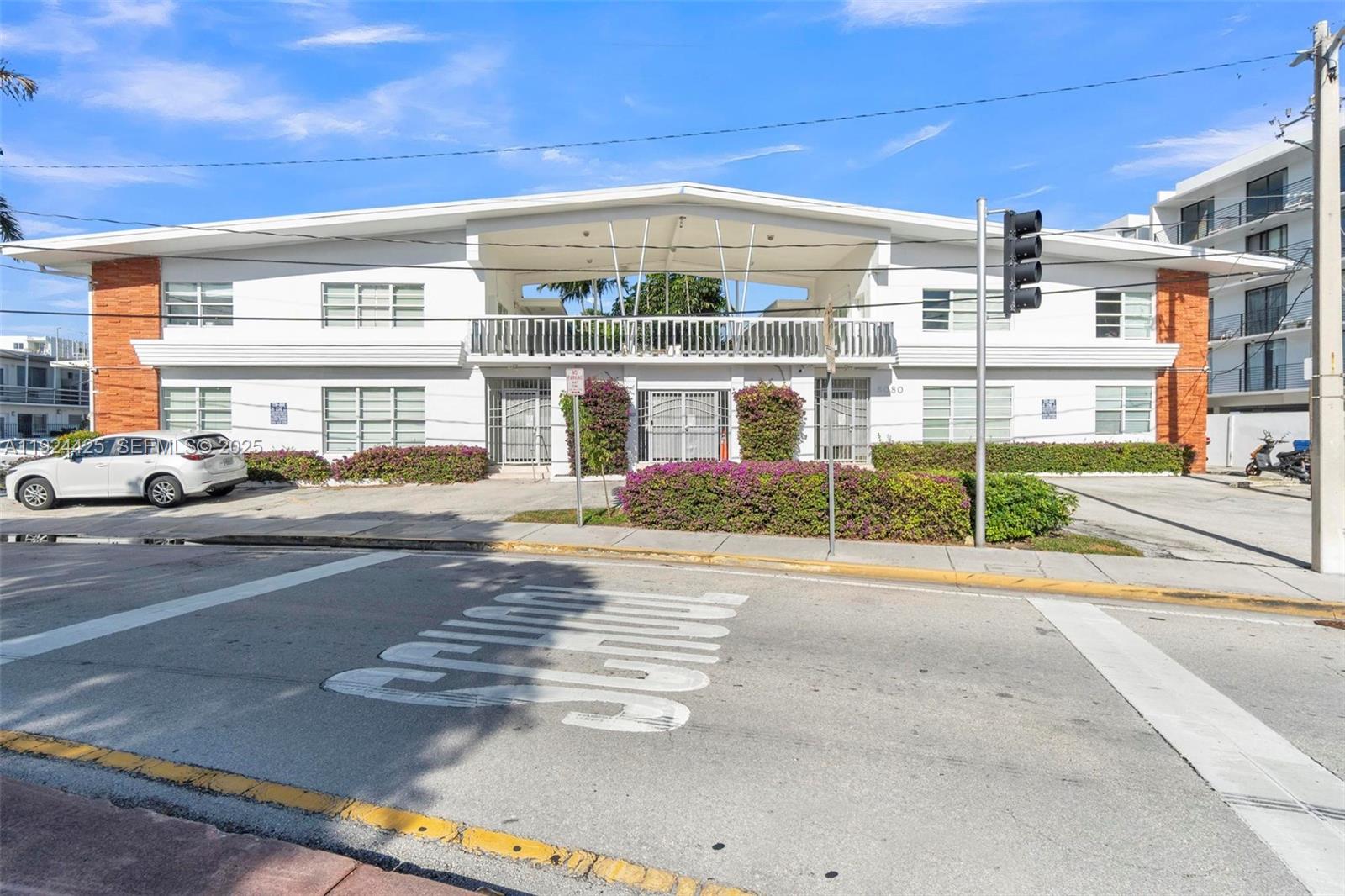 8080 Tatum Waterway Dr # 25