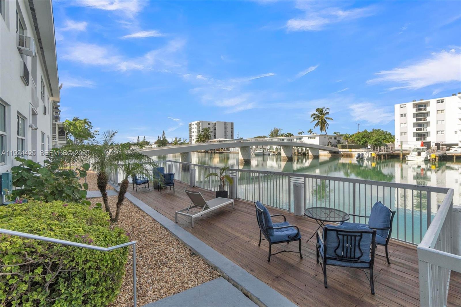 8080 Tatum Waterway Dr # 25