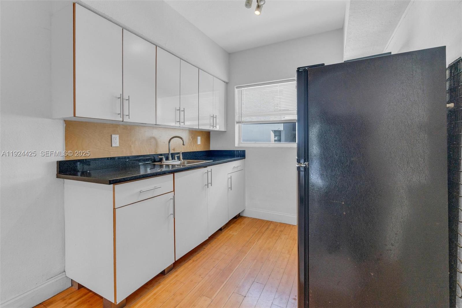 8080 Tatum Waterway Dr # 25