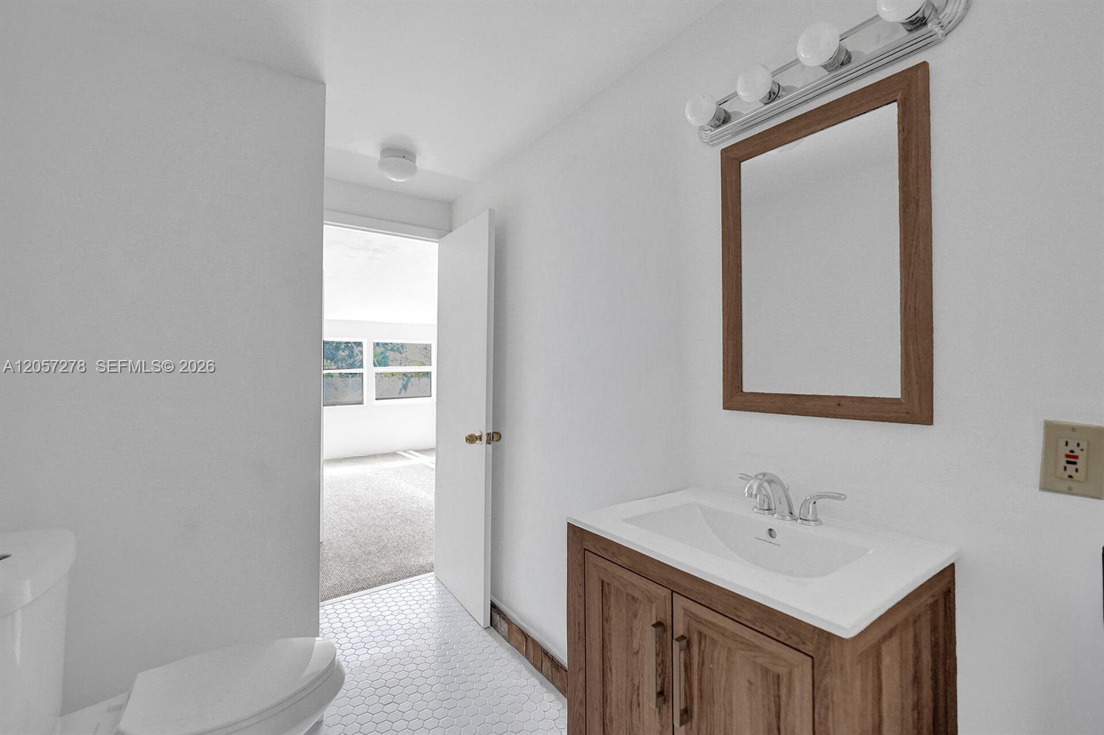 310 N Ocean Breeze # 3