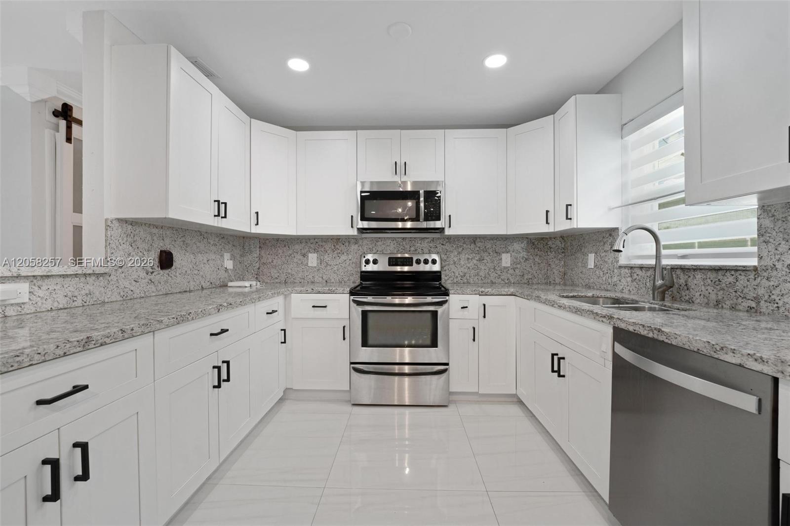 309 SE 3rd Ter