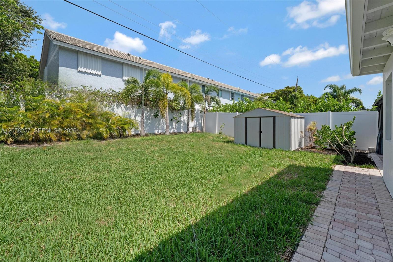 309 SE 3rd Ter