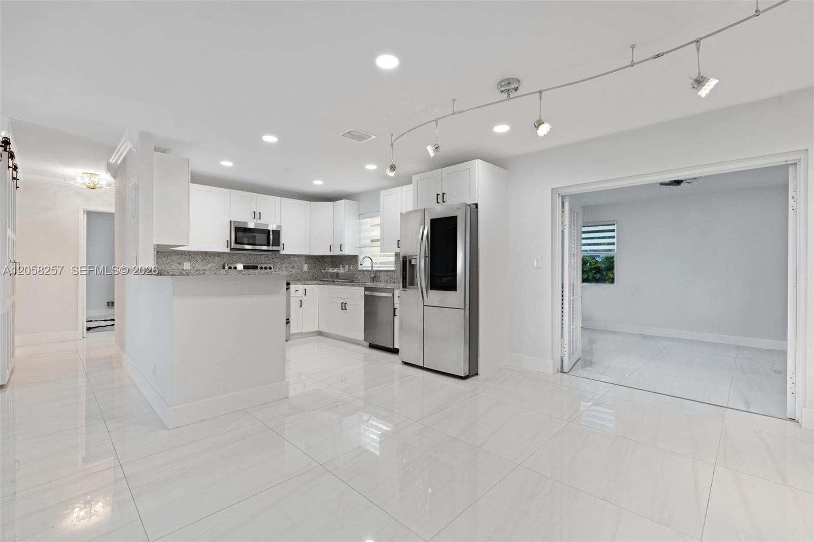 309 SE 3rd Ter
