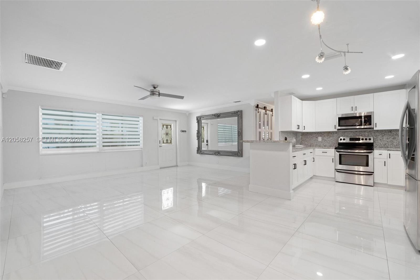 309 SE 3rd Ter