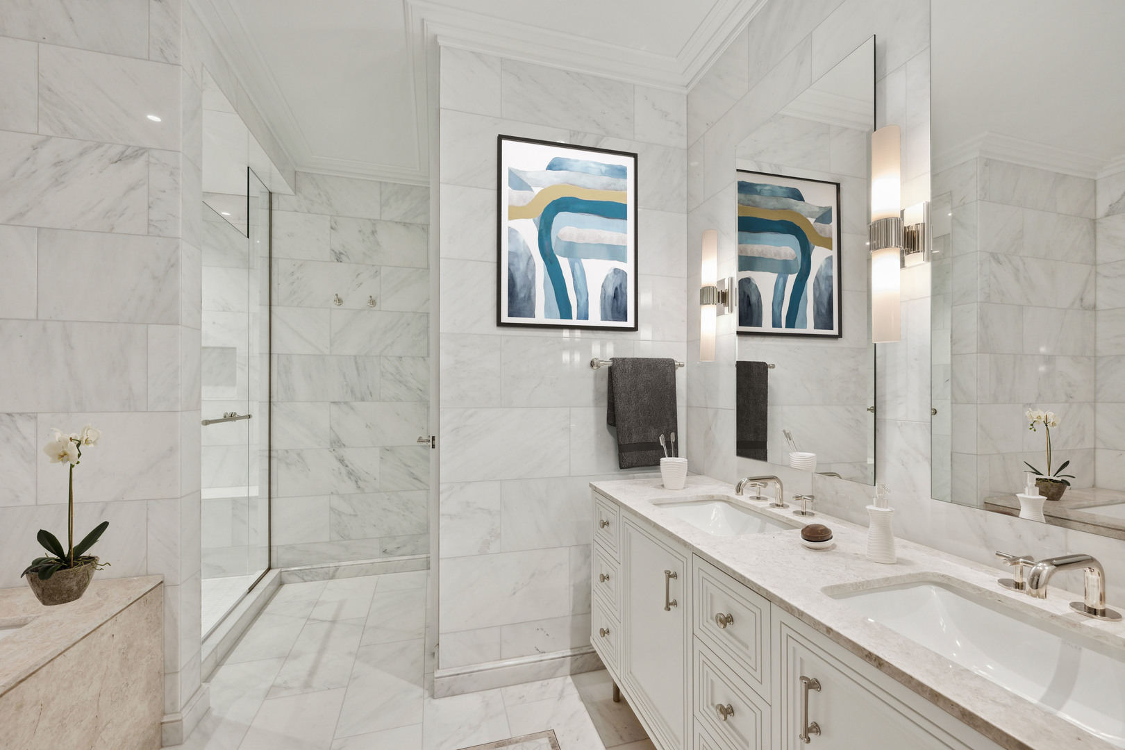 435 N Michigan Avenue Unit: 1003