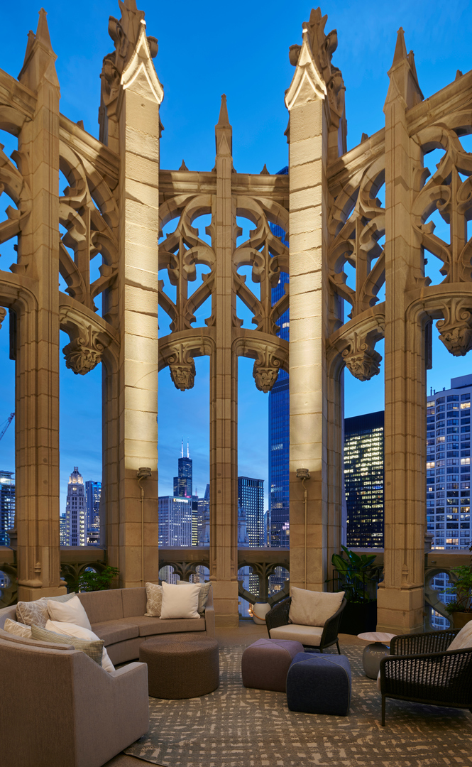 435 N Michigan Avenue Unit: 1003