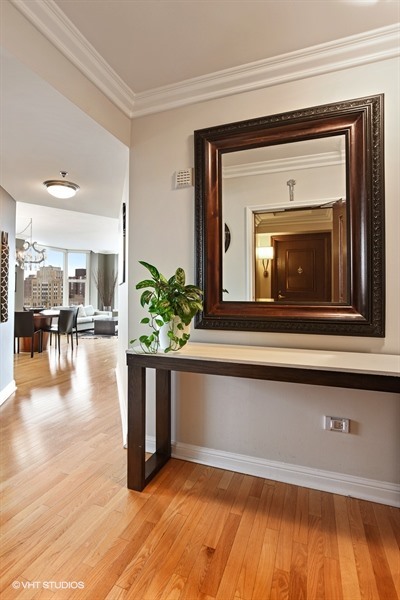 25 E Superior Street Unit: 2102