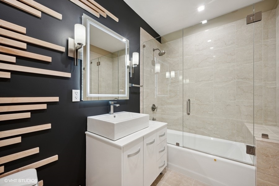 401 N Wabash Avenue Unit: 67E