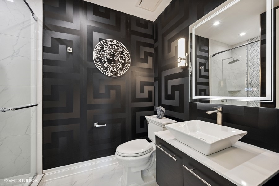 401 N Wabash Avenue Unit: 67E