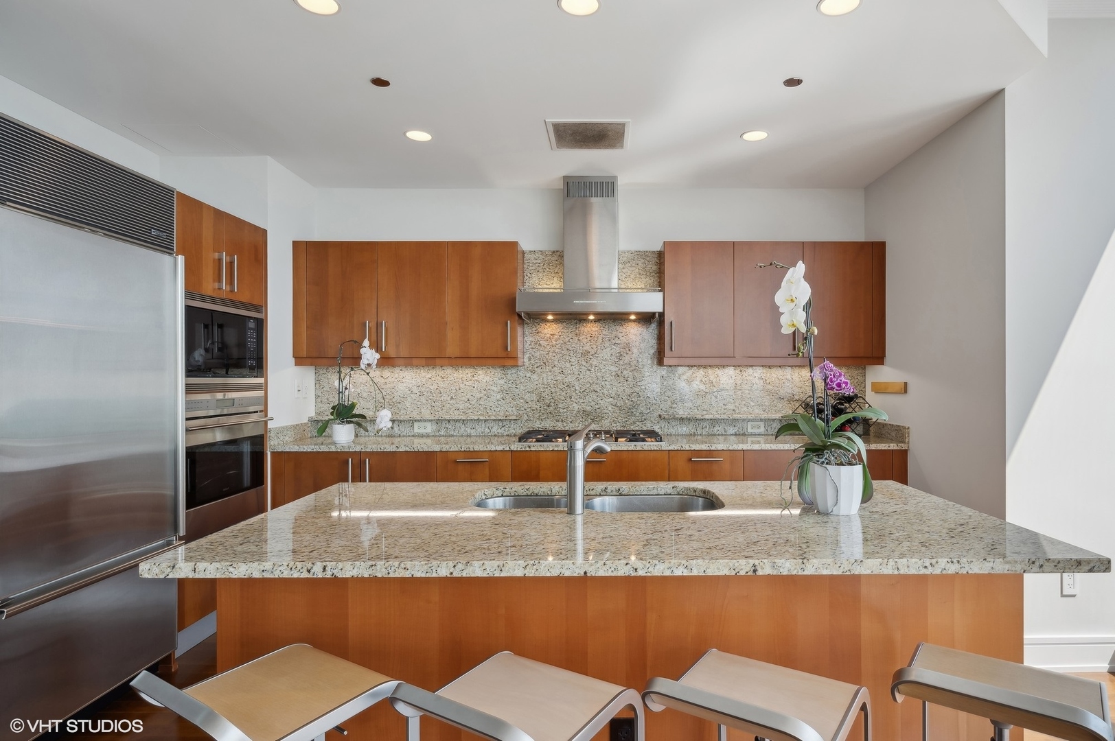 401 N Wabash Avenue Unit: 79F