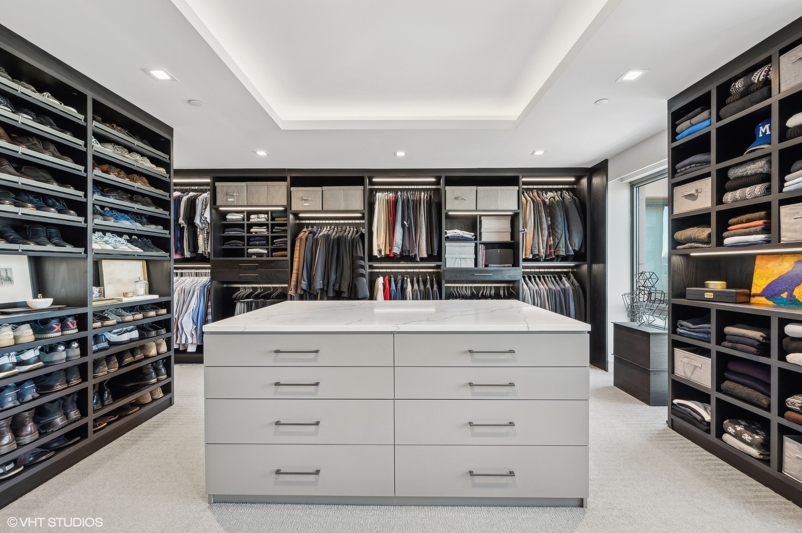 100 E Huron Street Unit: 2705