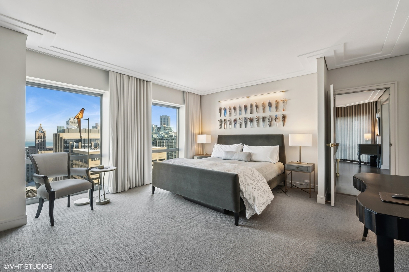 100 E Huron Street Unit: 2705