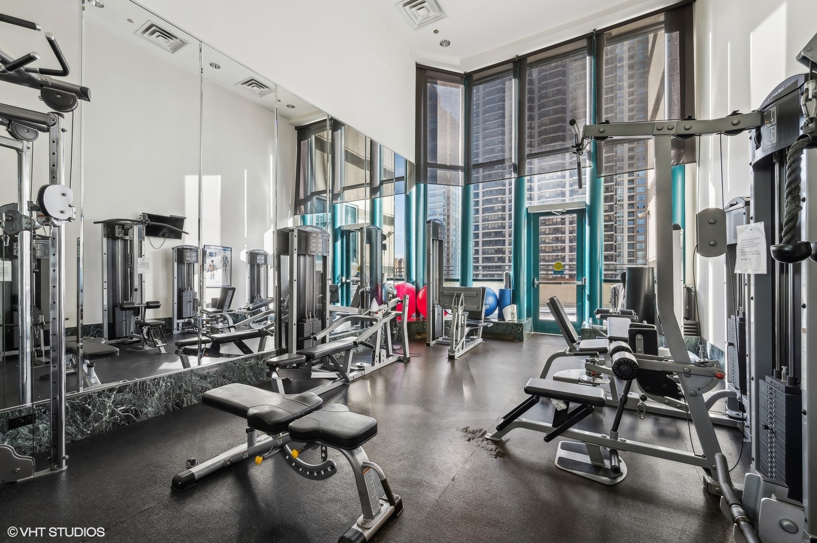 100 E Huron Street Unit: 2705