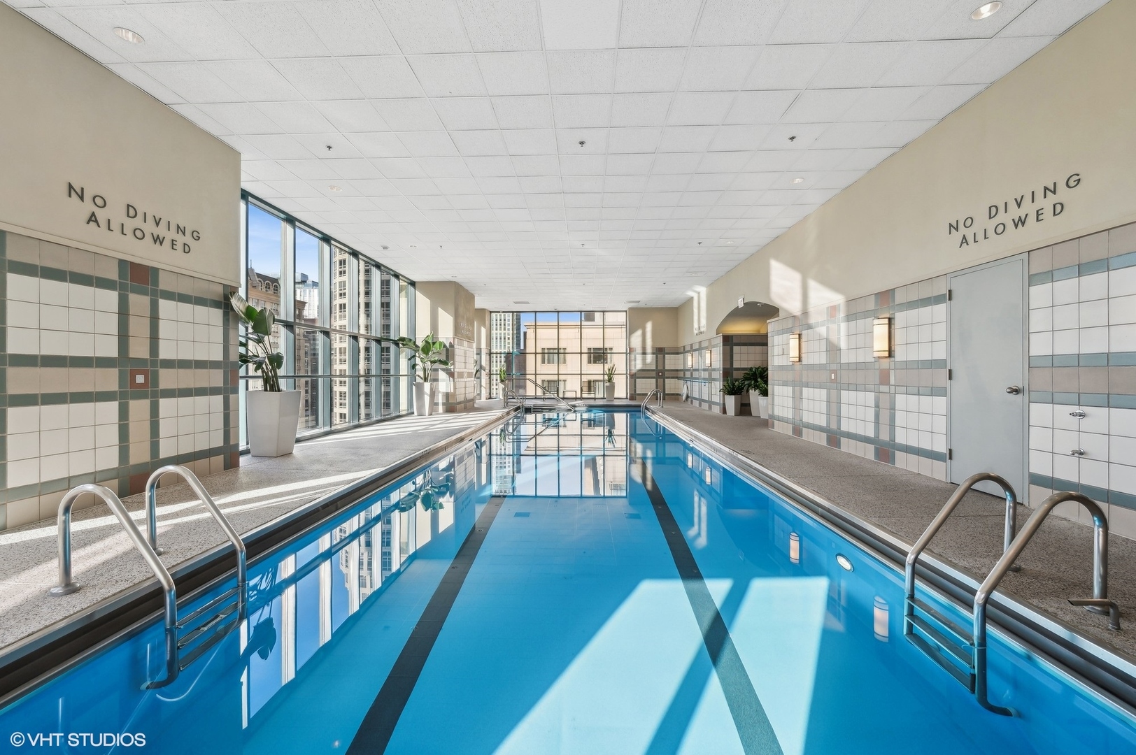 100 E Huron Street Unit: 2705
