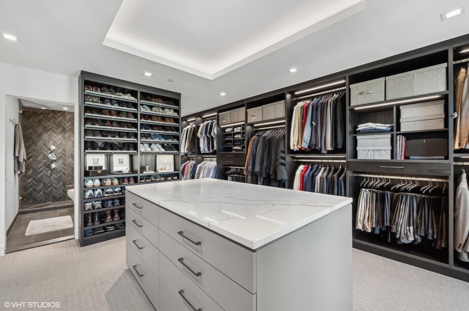 100 E Huron Street Unit: 2705