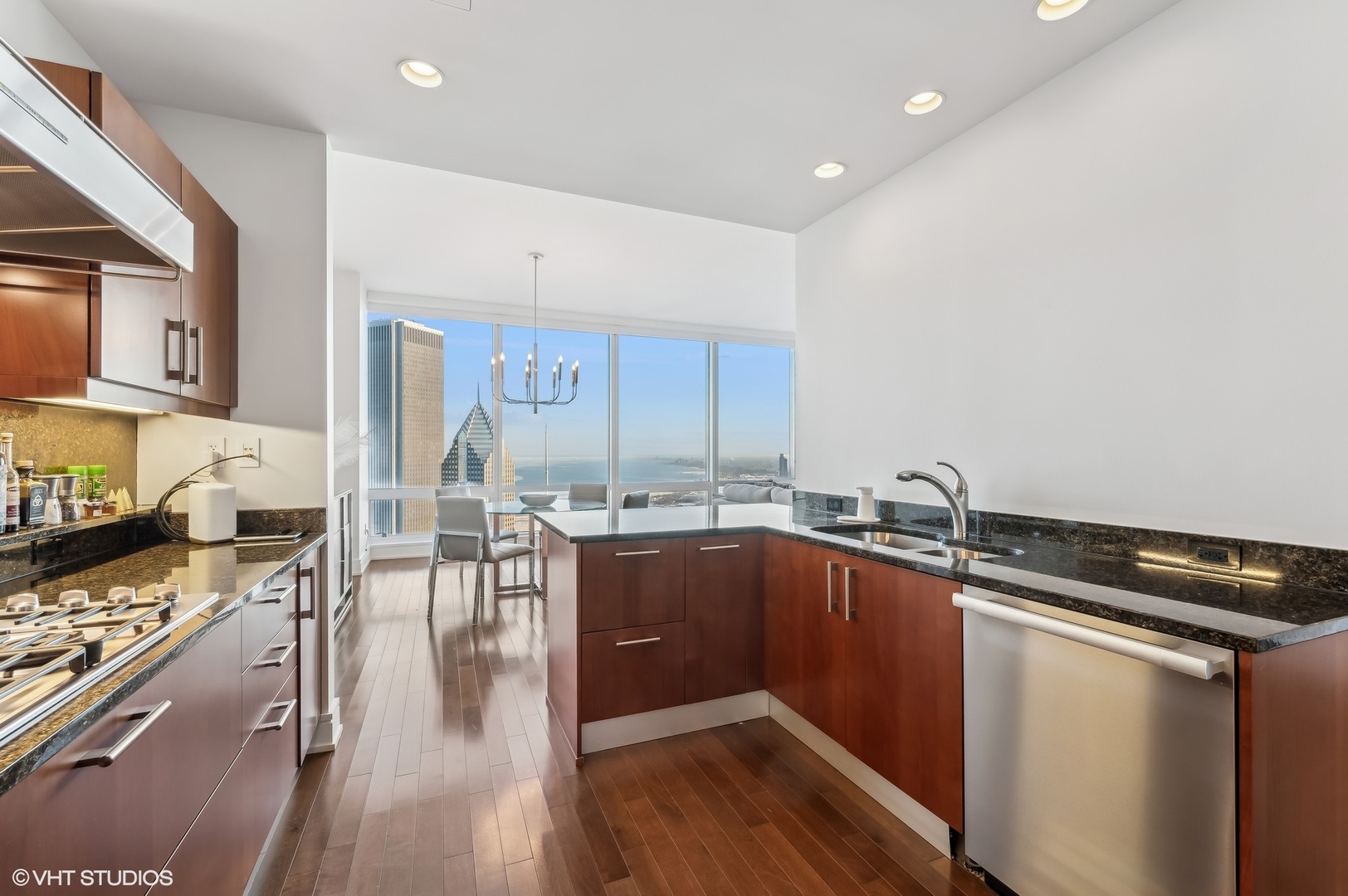 401 N Wabash Avenue Unit: 60F