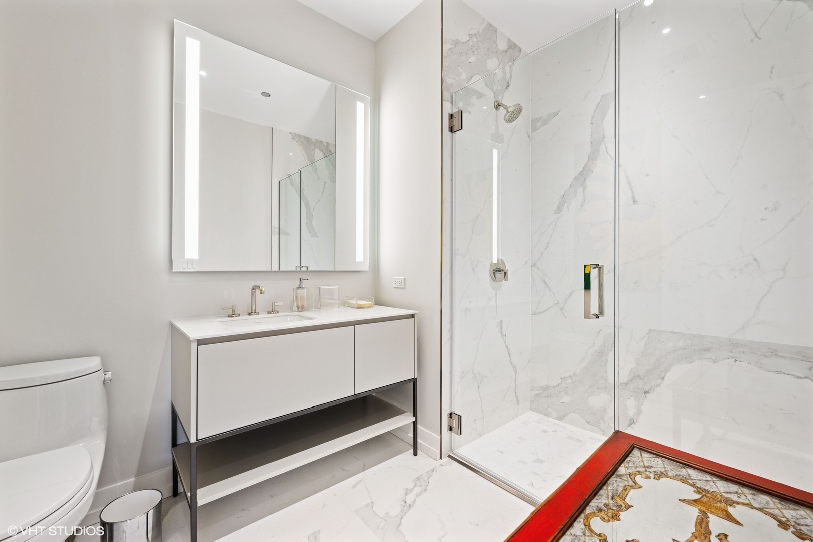 14 W Superior Street Unit: 4403