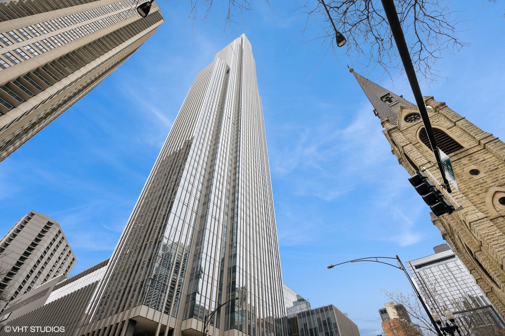 14 W Superior Street Unit: 4403