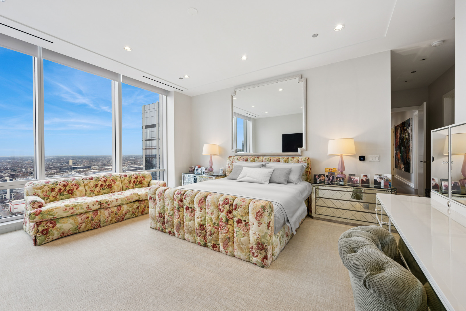 14 W Superior Street Unit: 4403