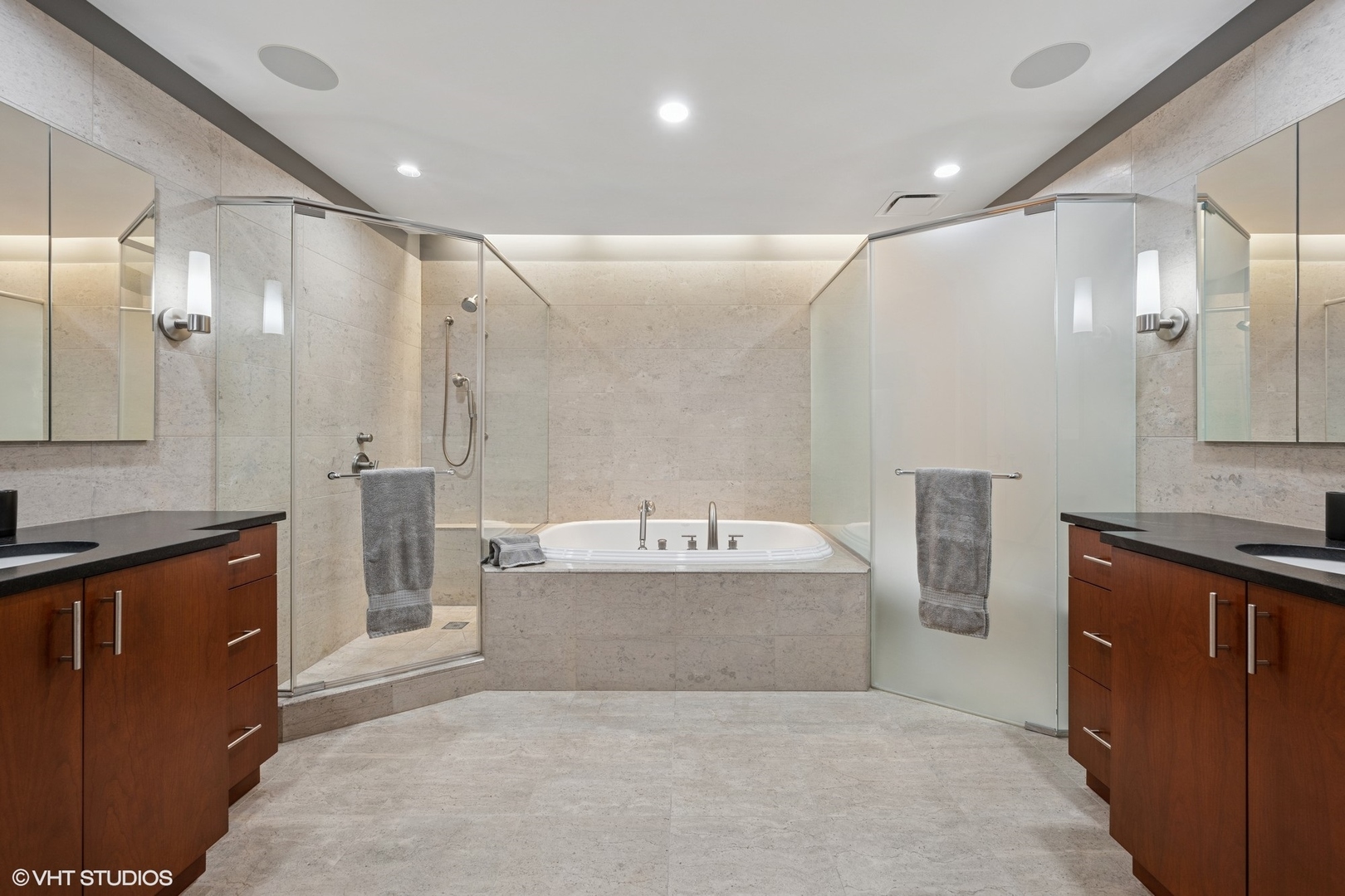 401 N Wabash Avenue Unit: 49G