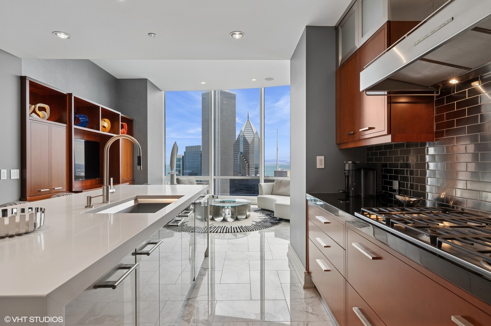 401 N Wabash Avenue Unit: 49G