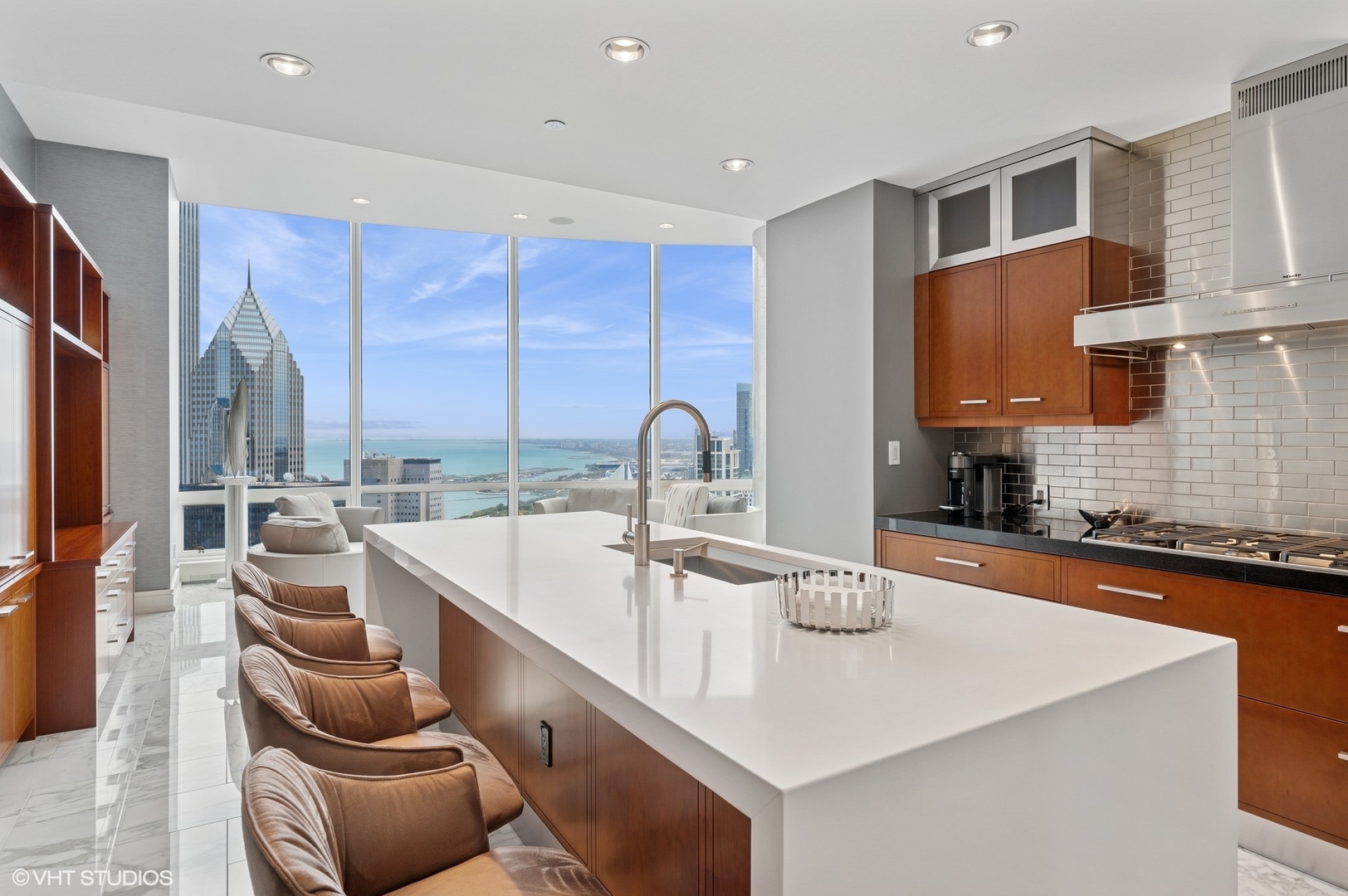 401 N Wabash Avenue Unit: 49G