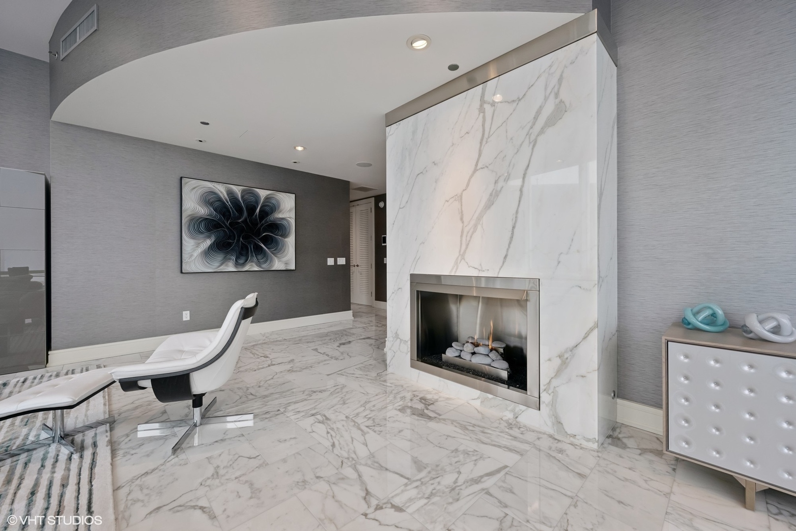 401 N Wabash Avenue Unit: 49G