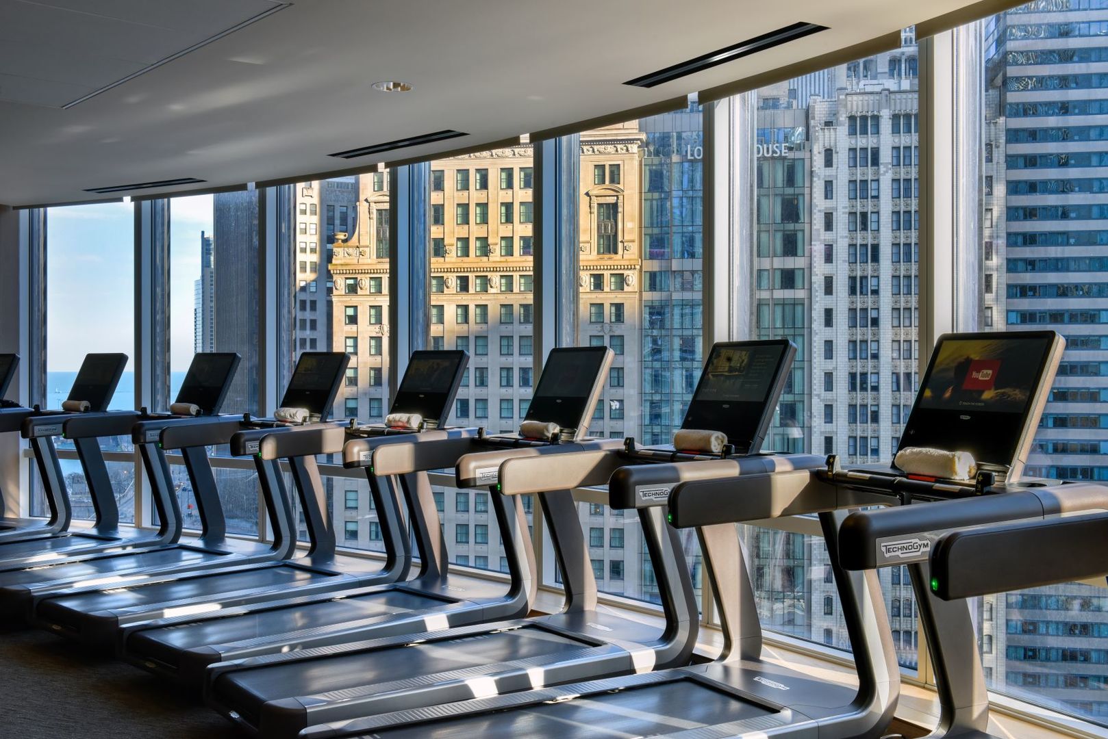 401 N Wabash Avenue Unit: 49G