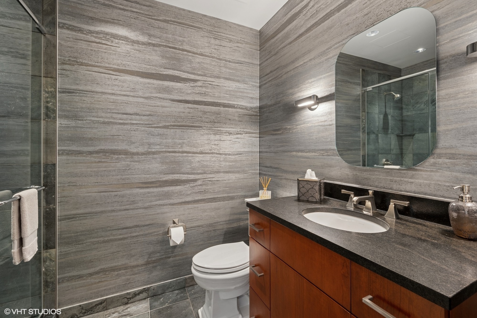 401 N Wabash Avenue Unit: 49G
