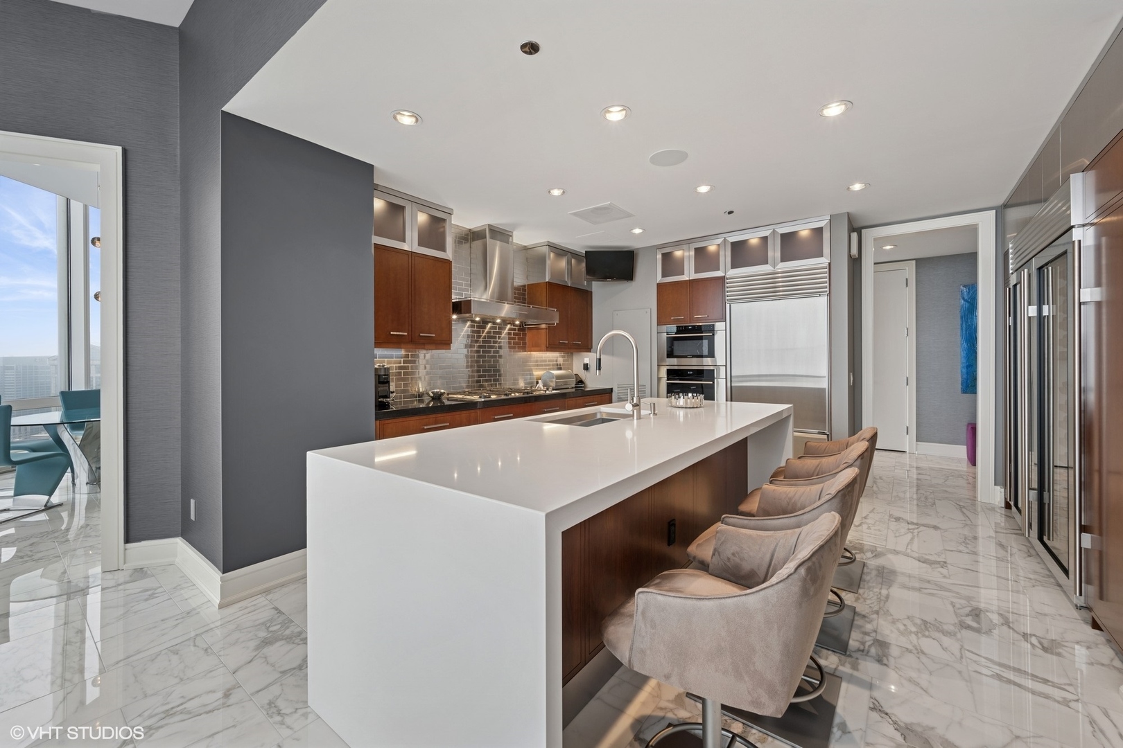 401 N Wabash Avenue Unit: 49G