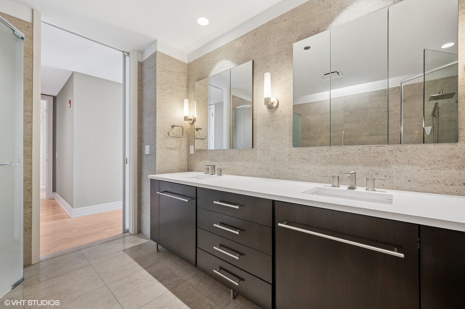 401 N Wabash Avenue Unit: 57F