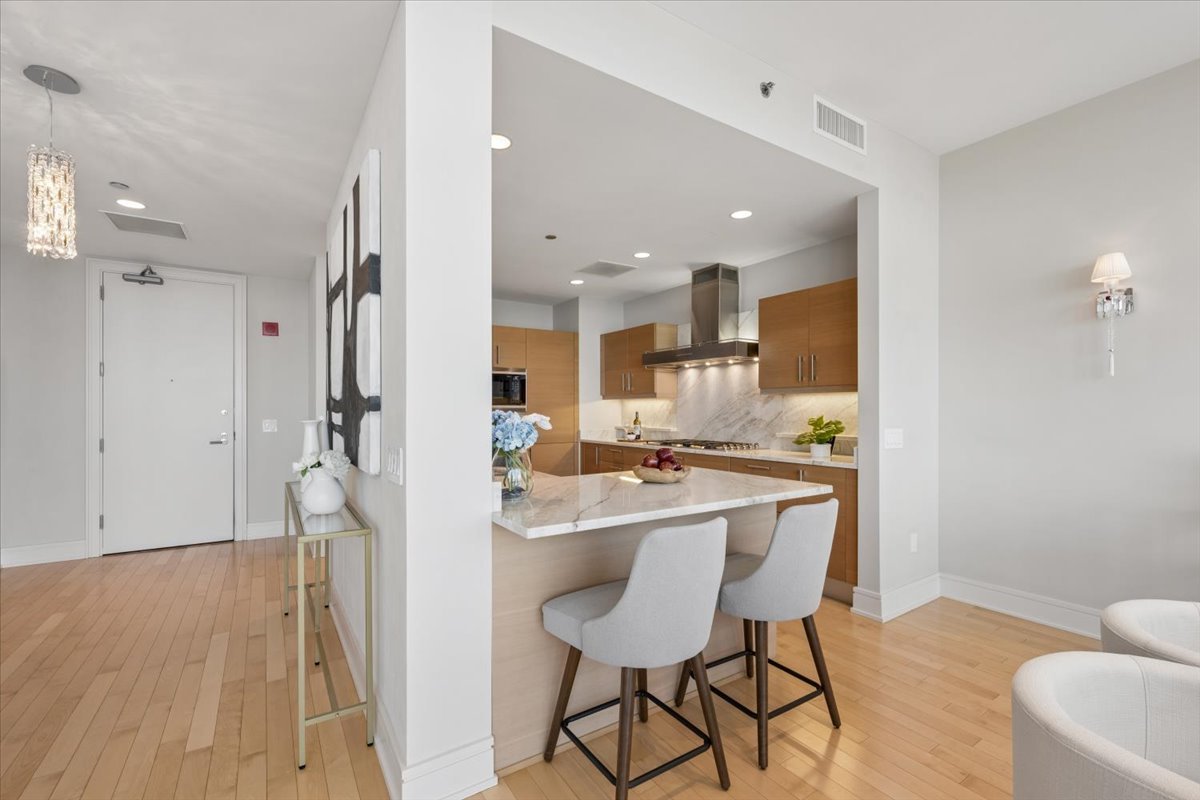 401 N Wabash Avenue Unit: 57F