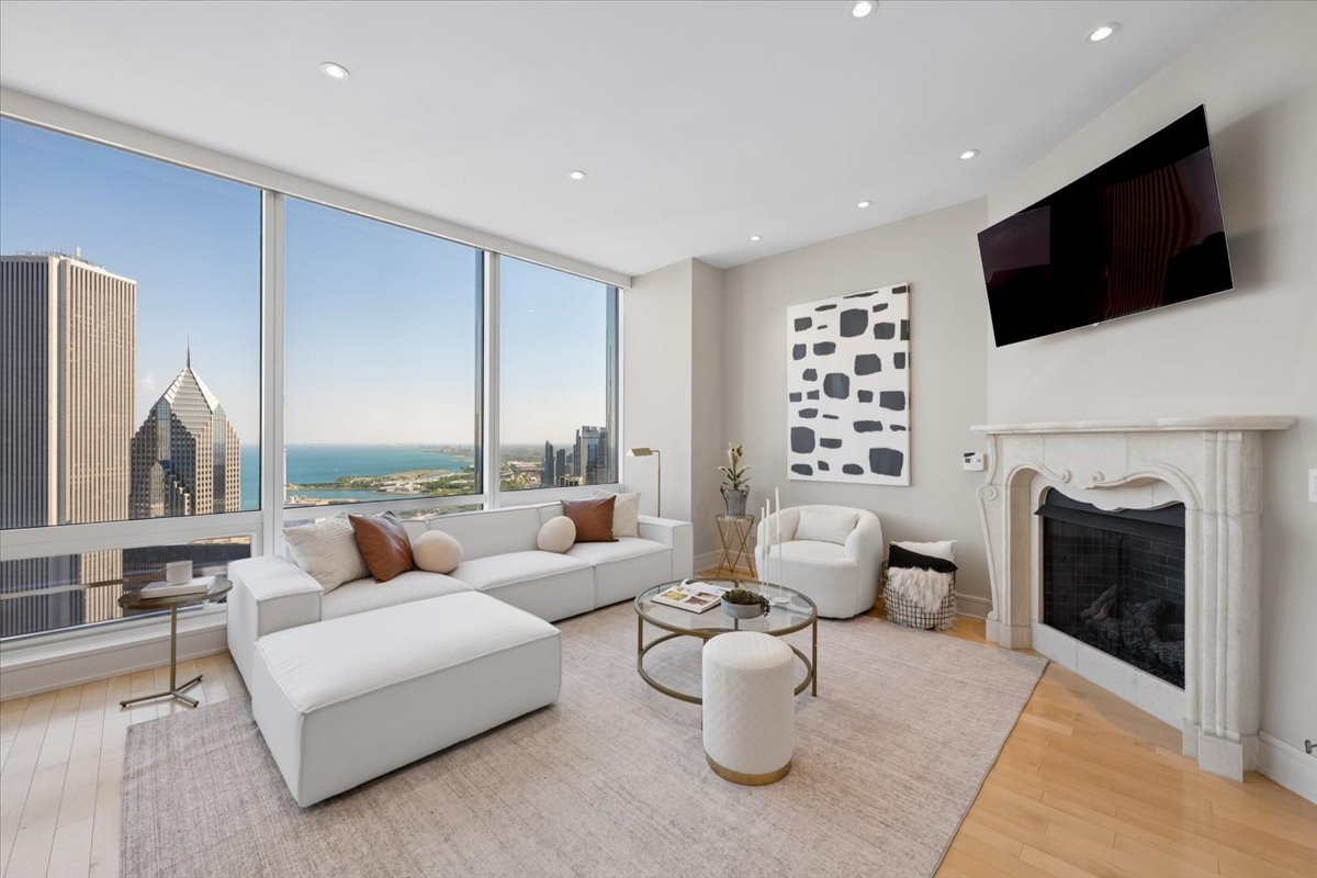 401 N Wabash Avenue Unit: 57F