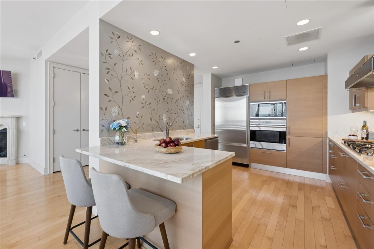 401 N Wabash Avenue Unit: 57F