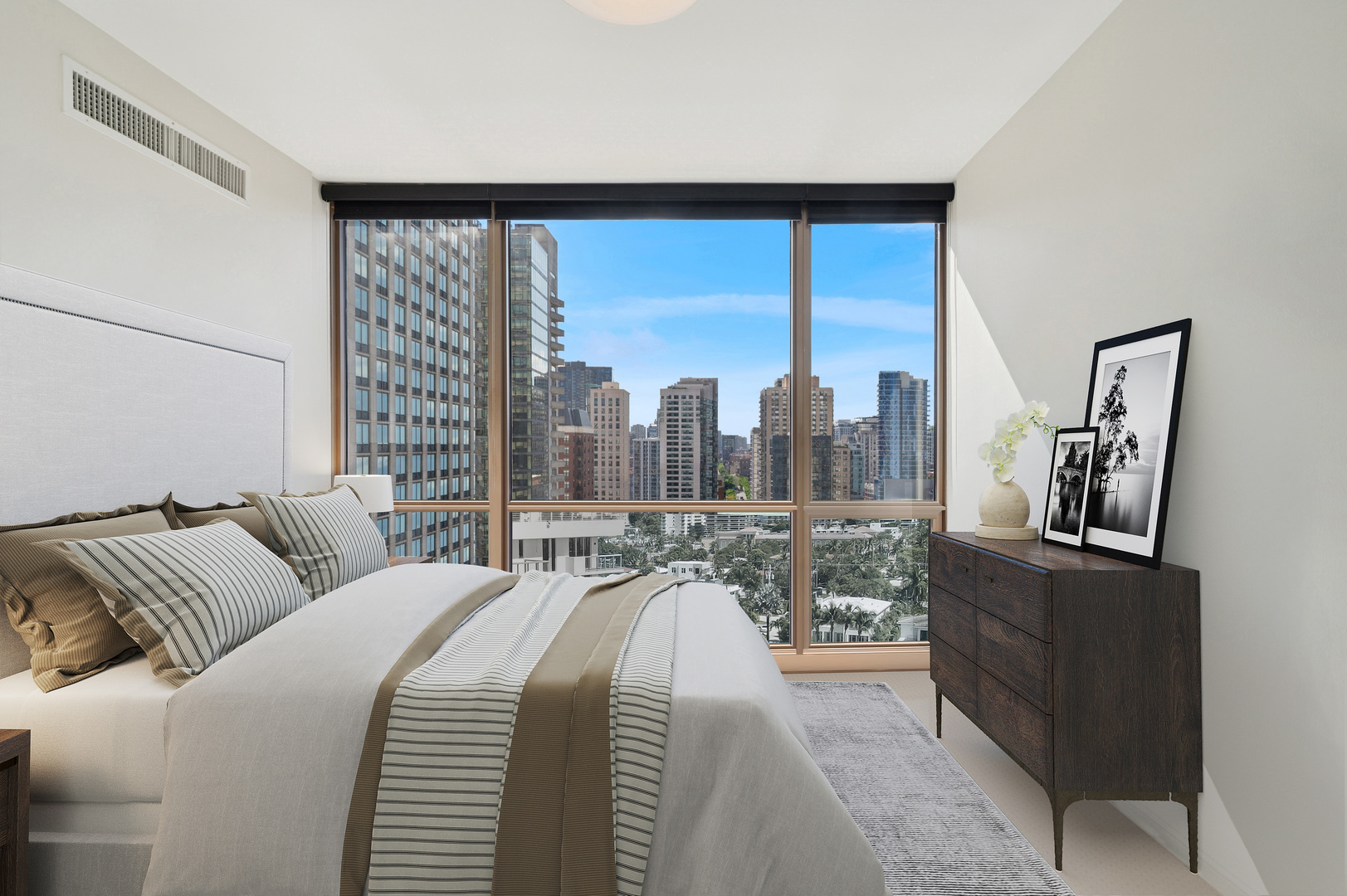 21 E Huron Street Unit: 1407