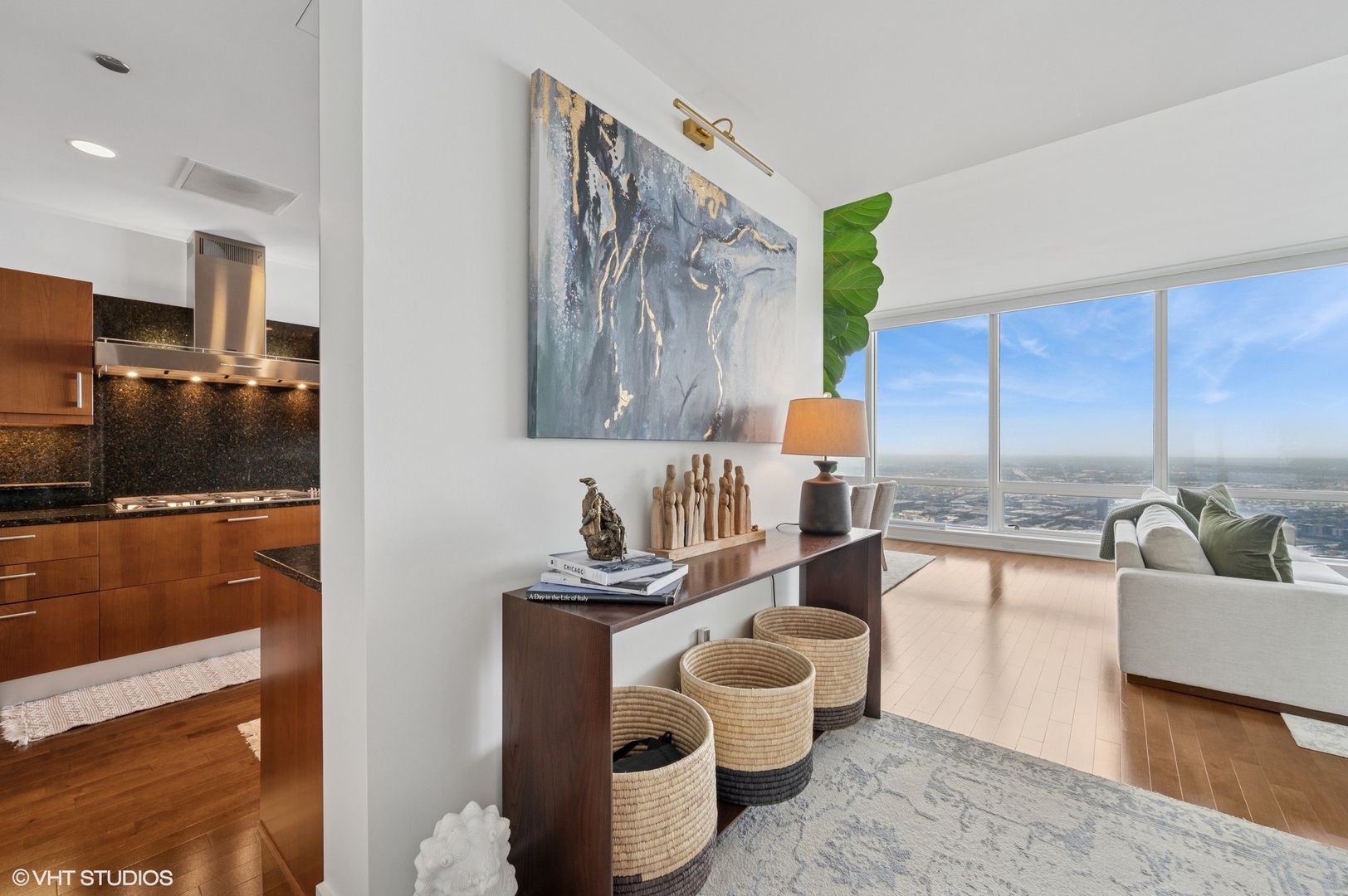 401 N Wabash Avenue Unit: 82B