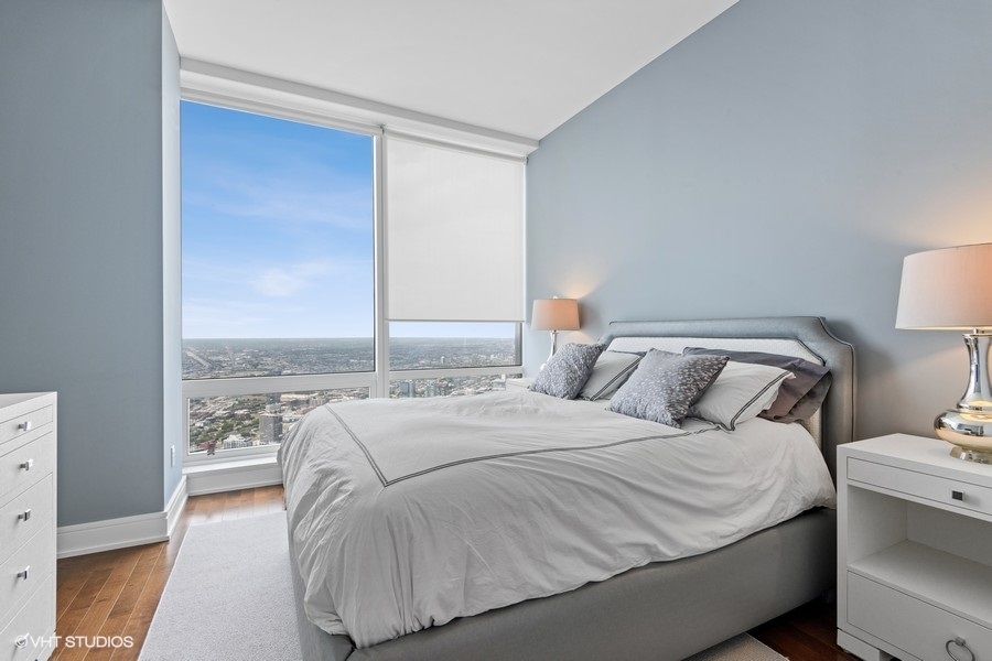 401 N Wabash Avenue Unit: 82B