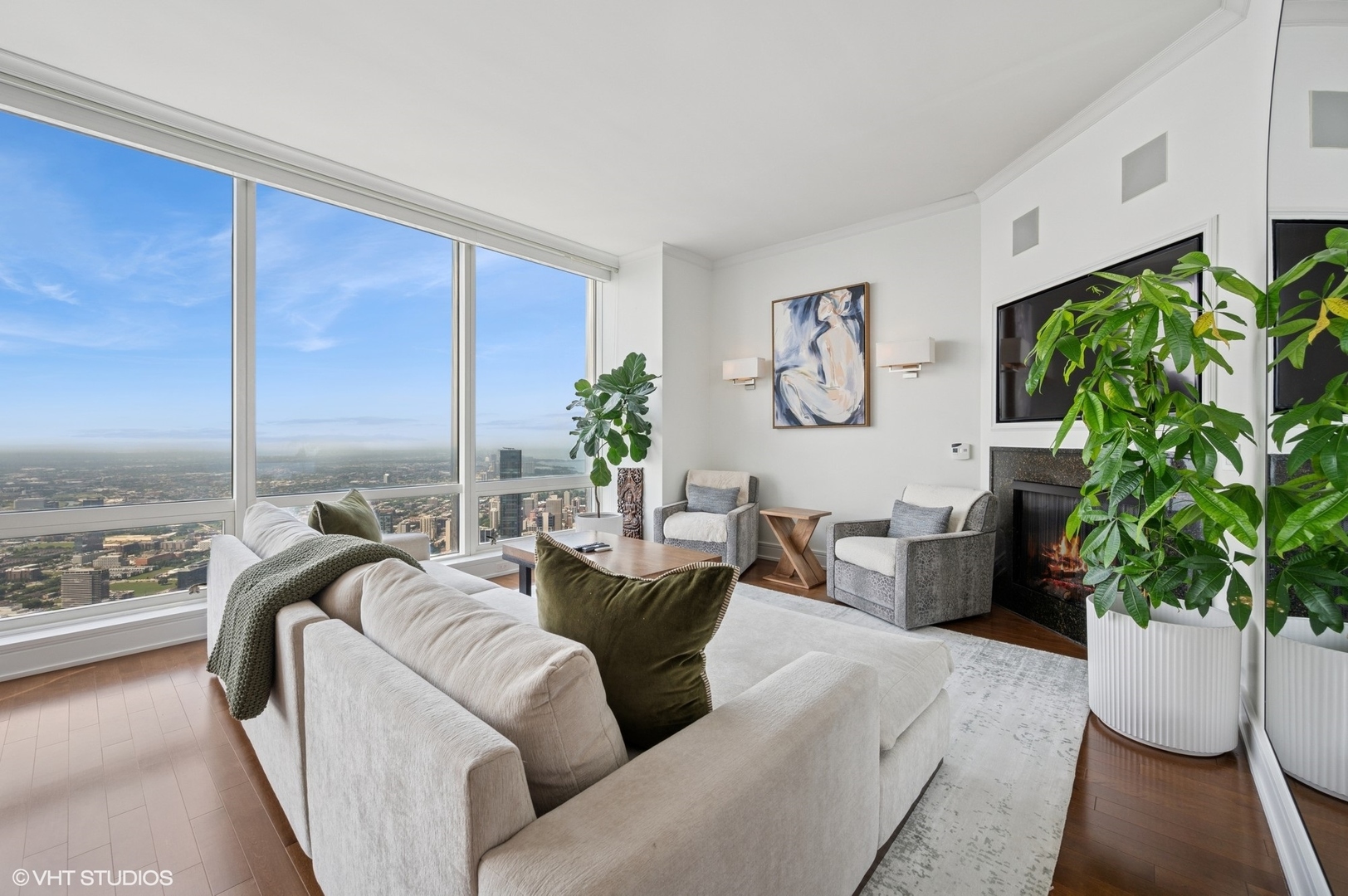 401 N Wabash Avenue Unit: 82B