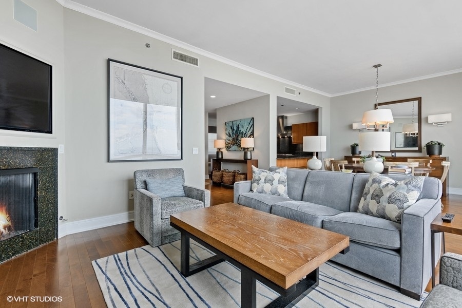 401 N Wabash Avenue Unit: 82B