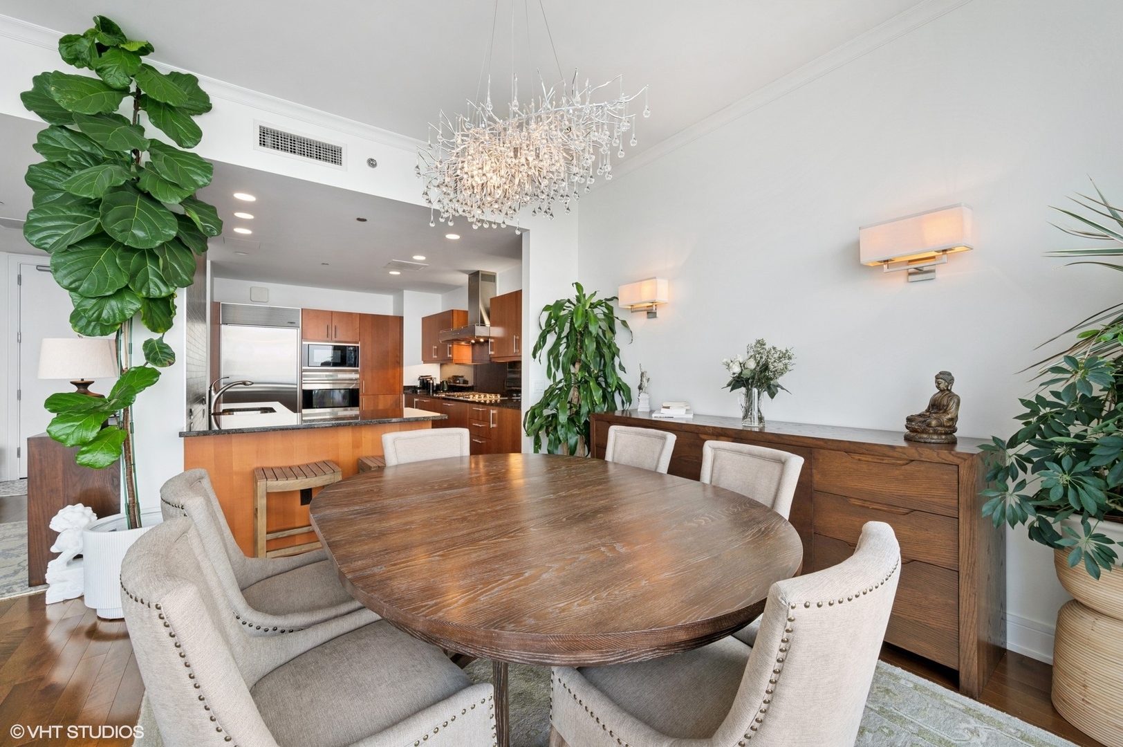 401 N Wabash Avenue Unit: 82B