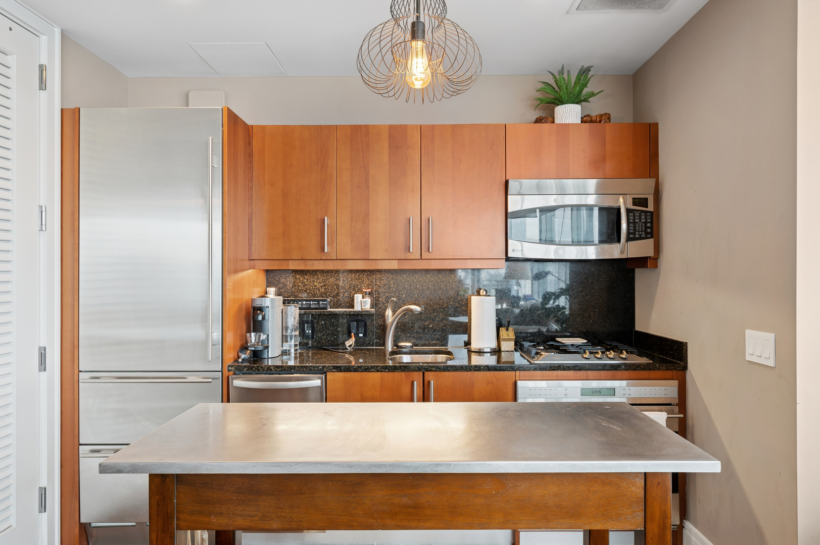 401 N Wabash Avenue Unit: 37F