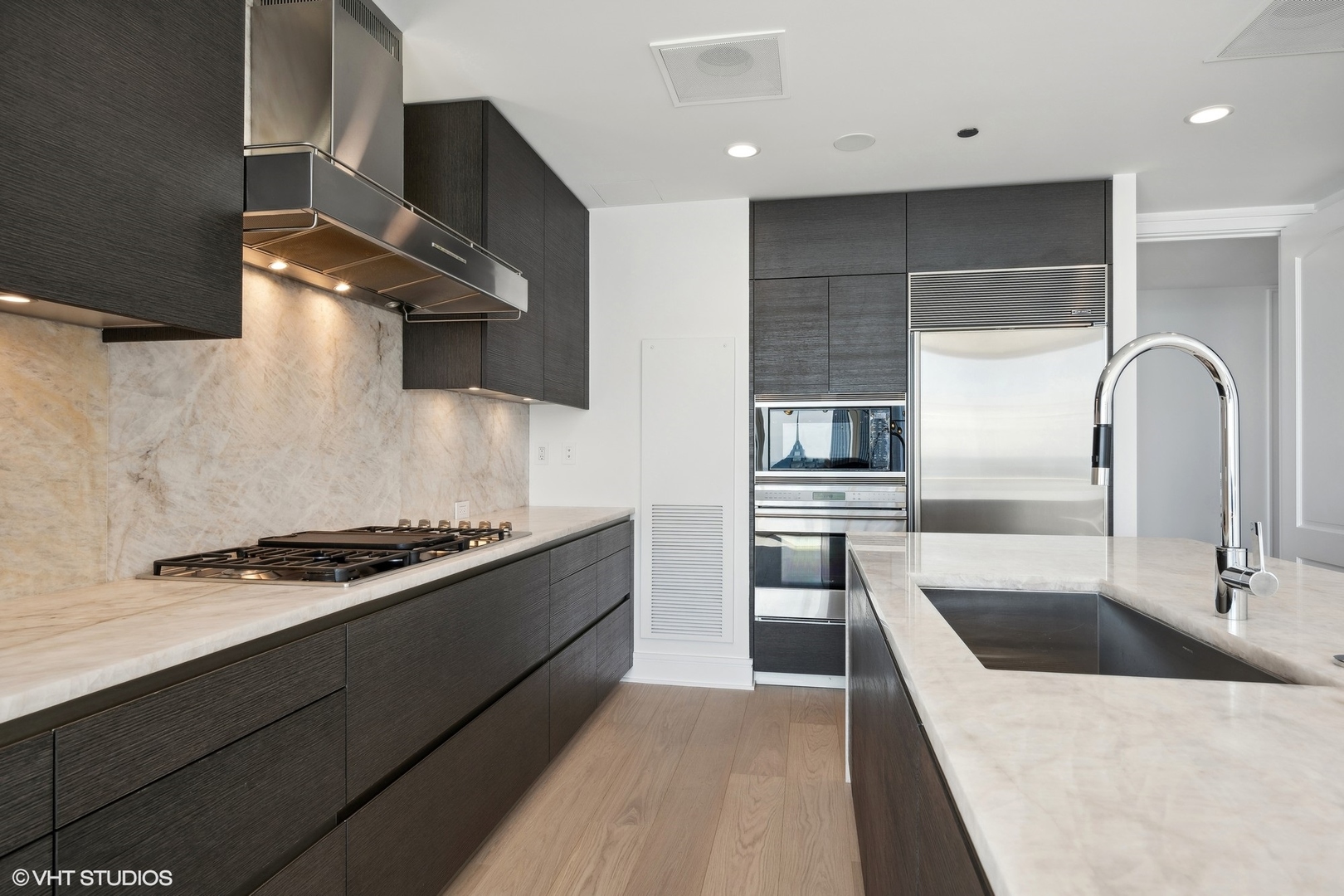 401 N Wabash Avenue Unit: 69E