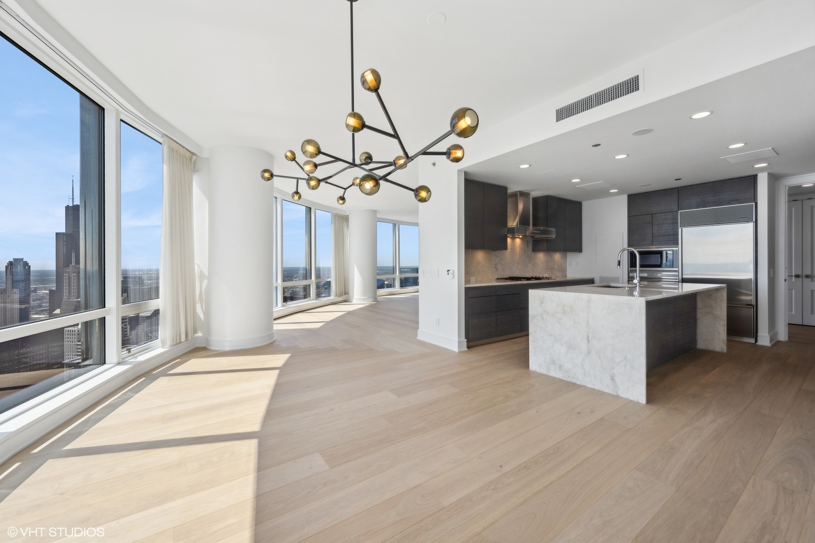 401 N Wabash Avenue Unit: 69E