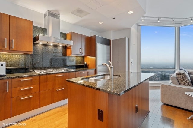 401 N Wabash Avenue Unit: 74G