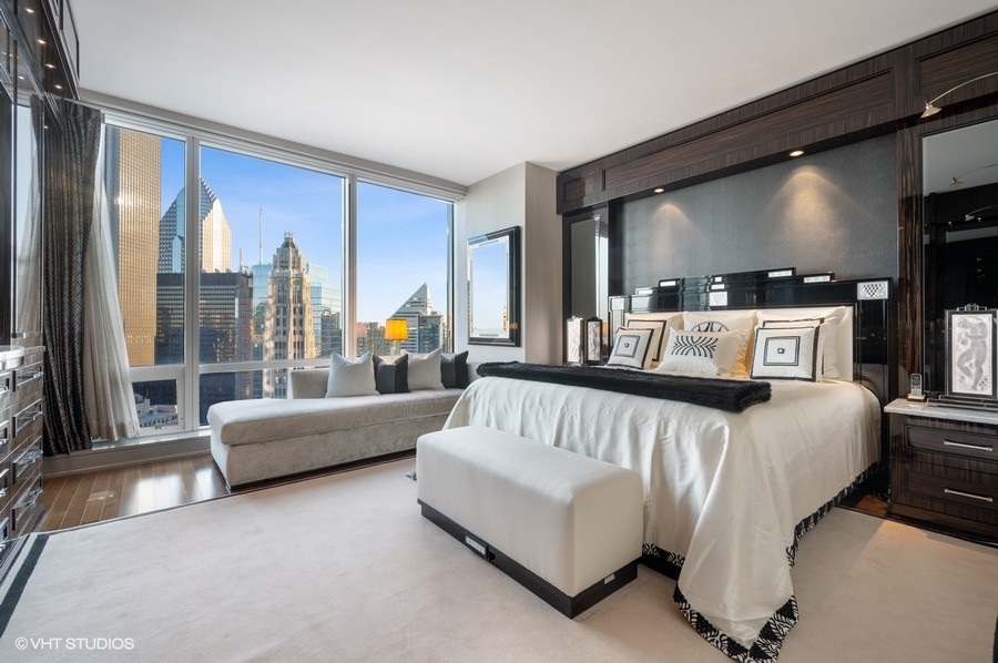 401 N Wabash Avenue Unit: 30J