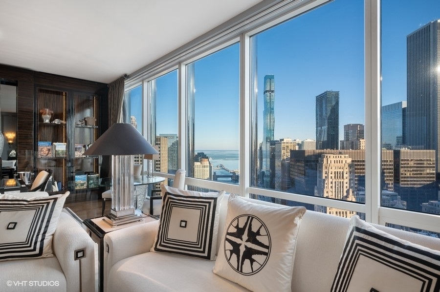401 N Wabash Avenue Unit: 30J
